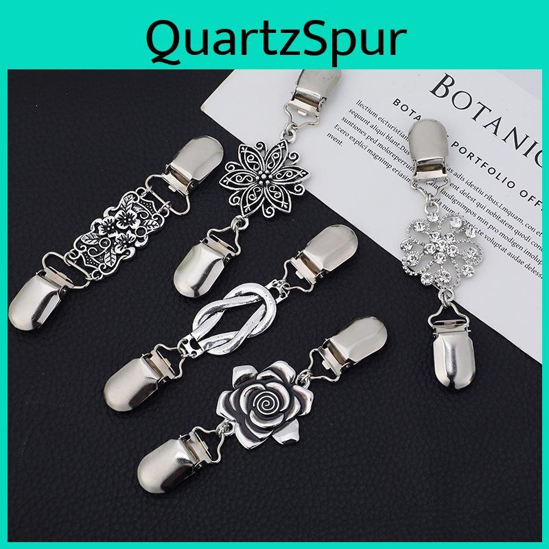 Retro Metal Scarf Clip With Unique Design For Ladies Neckline Decoration Gift