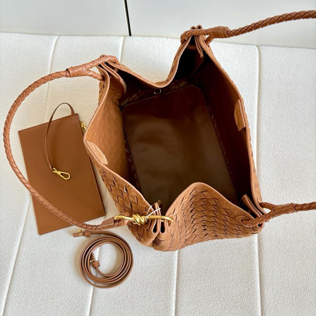 Cross-border First-layer Matte Cowhide Woven Parachute Bag Autumn and Winter Portable Bucket Bag Versatile Shoulder Messenger Women's Bag