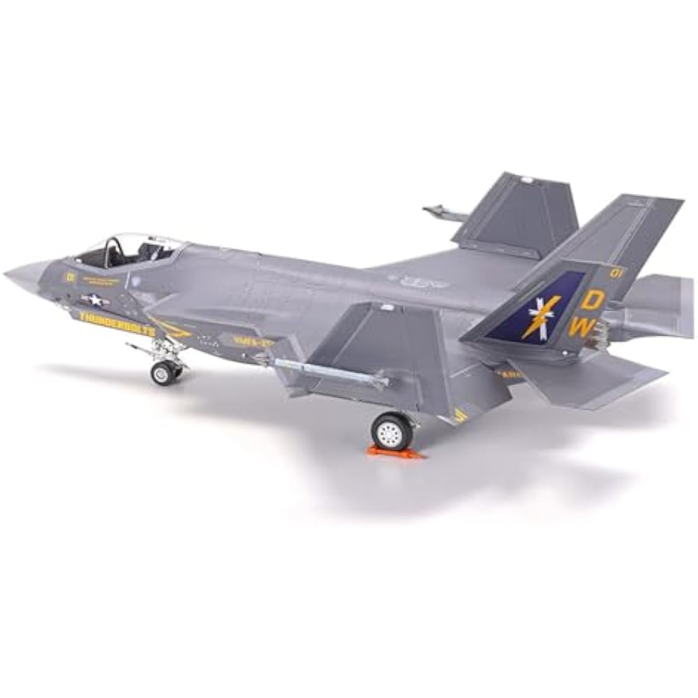 Tamiya (TAMIYA) 1/72 Warbird Collection No.94 Lockheed Martin F-35C Lightning II Plastic Model 60...