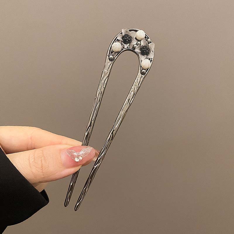 New Chinese Style Butterfly Flower Hair Stick for Women Retro Black Beads Fringe Hair Stick Hanfu Chopstick Hair Jewelry