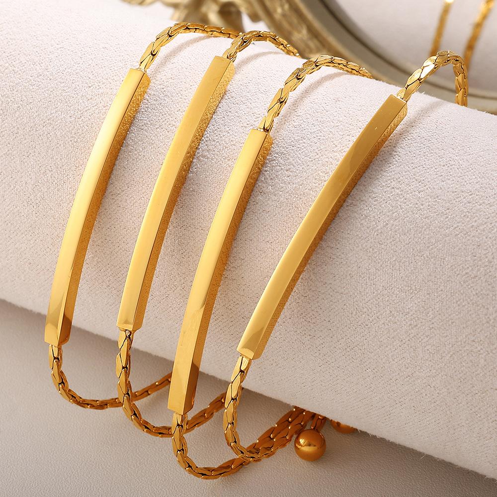 Korean version of simple style versatile splicing bracelet stainless steel plated 18K gold elegant and exquisite design bracelet women