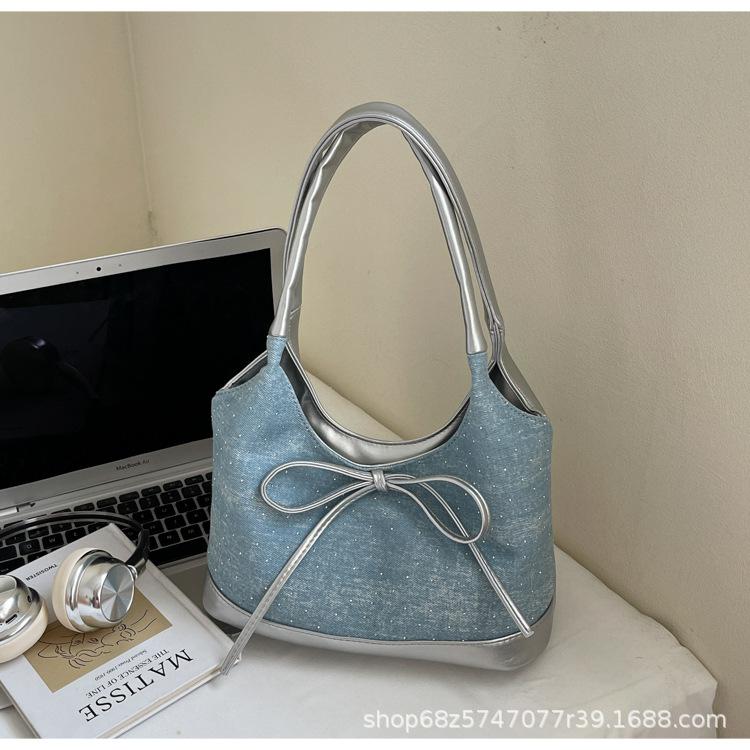 

This year s popular fashion temperament underarm bag women s 2025 new large-capacity bow portable shoulder bag tote bag небесно-голубой