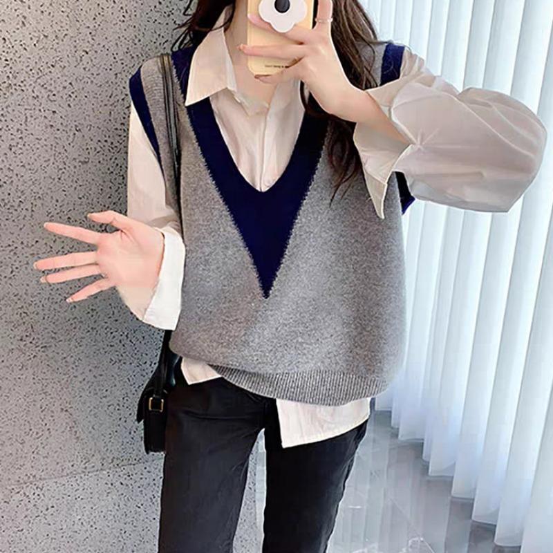 Women's Knitted V-neck Vest Loose Casual Sleeveless Pullover Sweater Camisole Fashionable Versatile