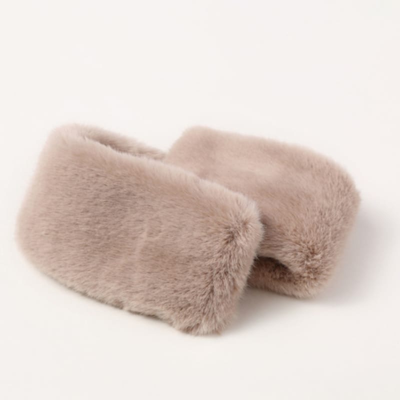 LALA Magnetic Fur Scarf - Beige