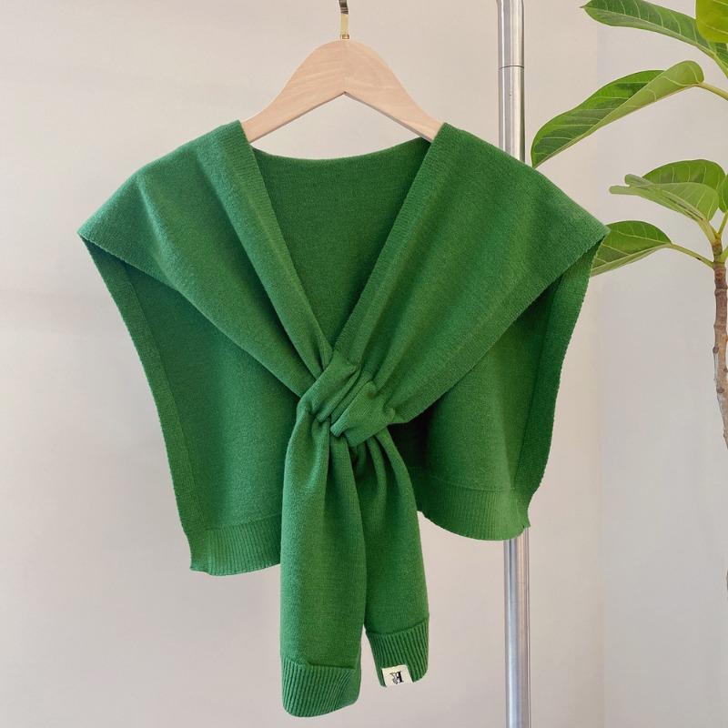 Vier Jahreszeiten einfarbig gestrickter kleiner Schal Schal Damen Kreuzkragen süßer Stil mehrfarbig vielseitige Dekoration warm