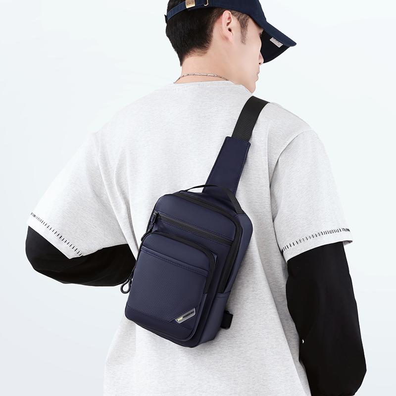 Borsa da petto da uomo in nylon a grande capacità