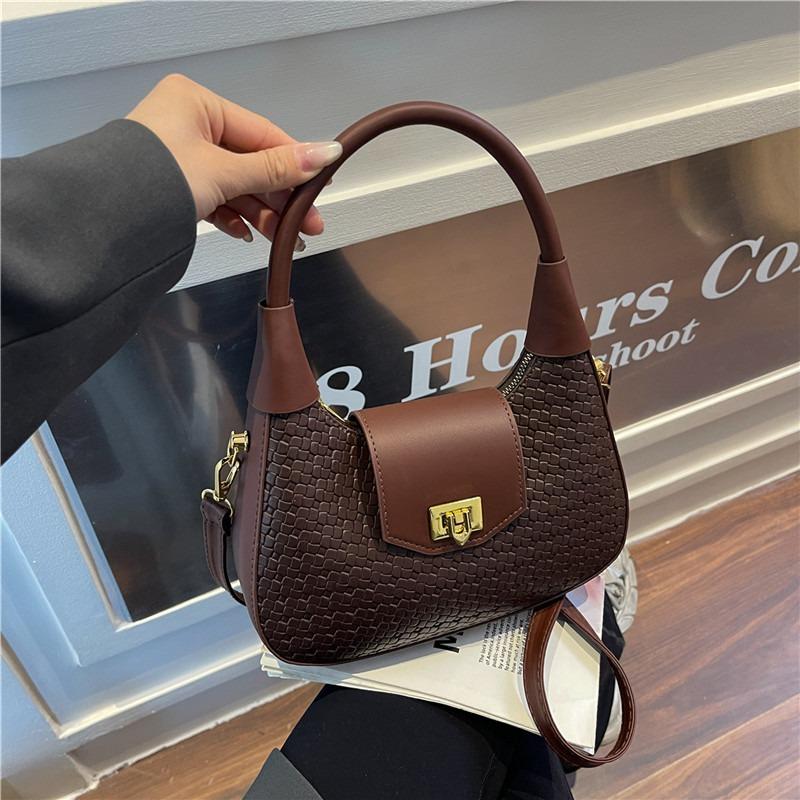 New Fashionable High-texture Portable Crescent Bag Popular Versatile Temperament Daily Practical Shoulder Bag Messenger Bag