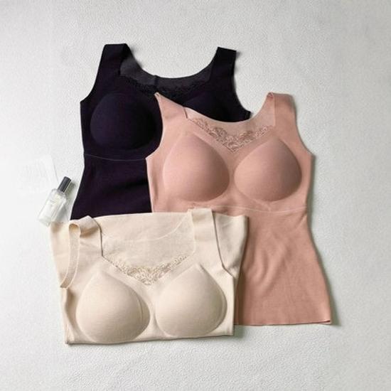

Silk Camisole with Padded Cups and Lace V-Neck – New Style, Bra-Free, and Warm Vest for Women M рожевий