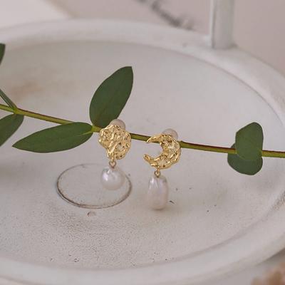 Lost an Earring Mori Asymmetric Sun and Moon Stud Earrings Fashionable New Trendy Natural Baroque Pearl Earrings Women