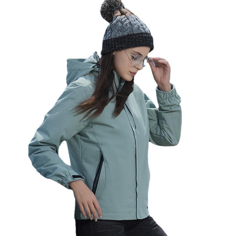 Men's and Women's Windproof 3-in-1 Detachable Jacket Set: Fleece-Lined, Waterproof, Breathable, Perfect for Mountaineering.