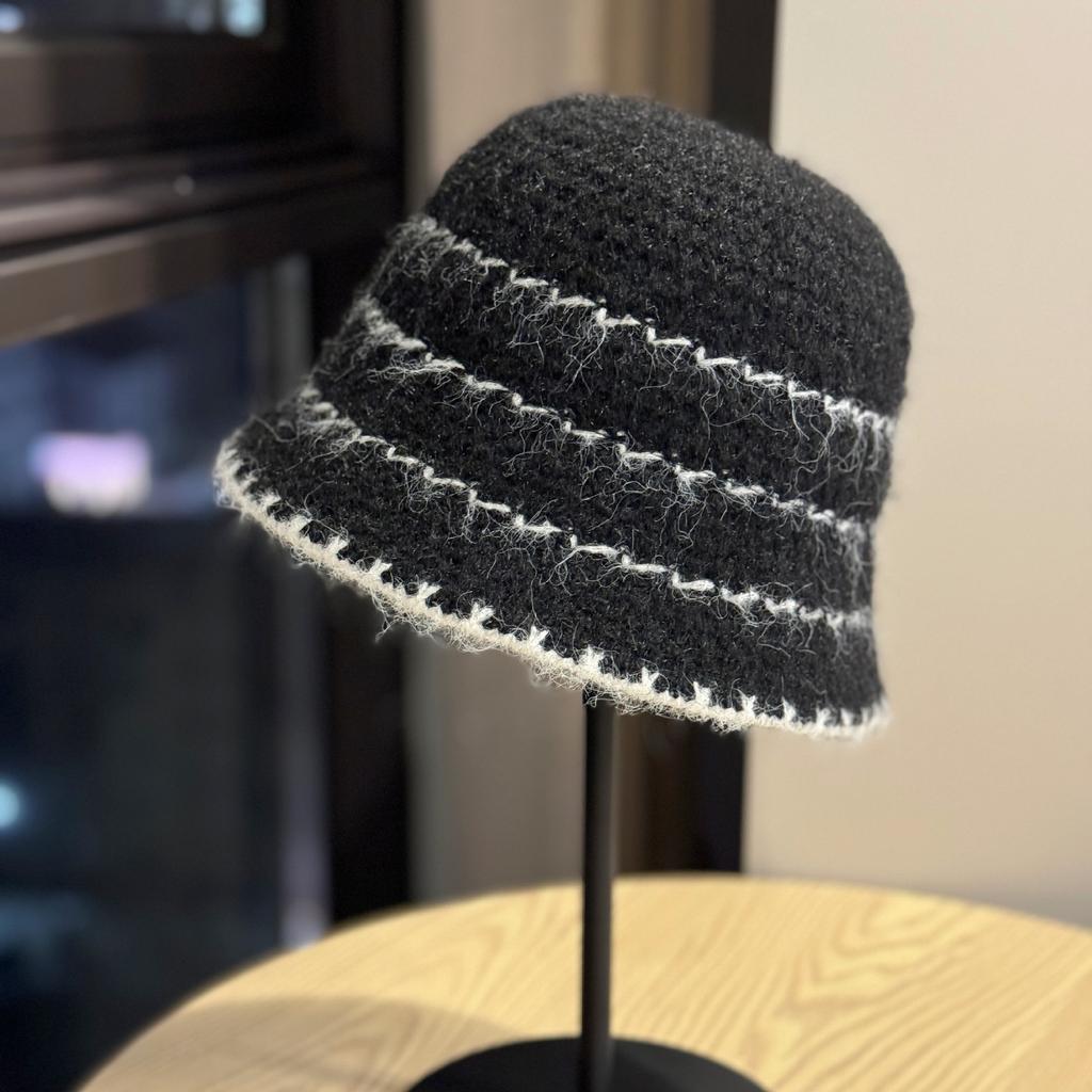 Korean-style autumn and winter fisherman hat for women, new versatile color-blocking design, makes the face look smaller, knitted bucket hat,