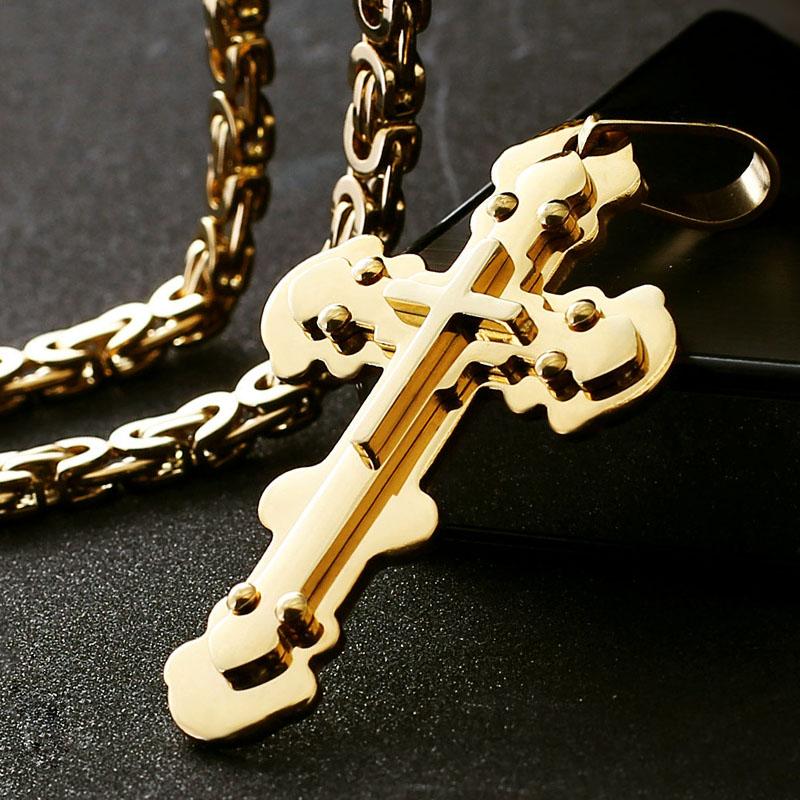 Collana a Catena con Ciondolo a Forma di Croce Colore Oro in Acciaio Inossidabile per Uomo Gioielli di Cristo Gesù Crocifissi Cattolici Regalo per Battesimo Souvenir