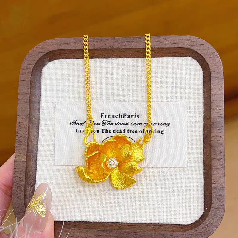Ancient Gold Peony Pendant Necklace - Retro Chinese Style Women's Gift
