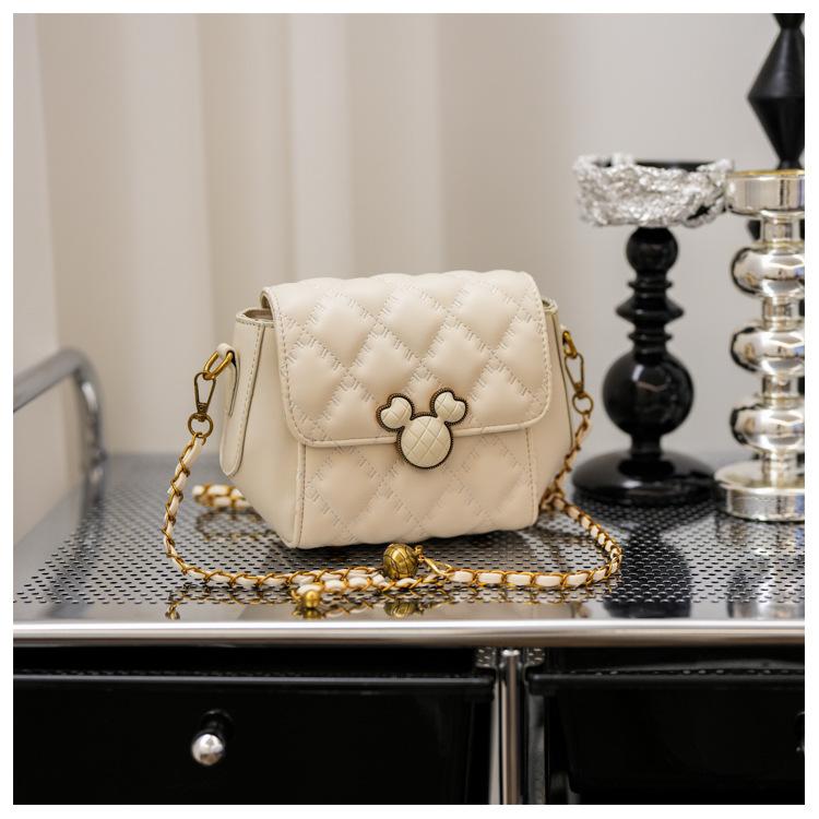 High-end Fashion Bag Women's 2023 New Autumn and Winter Niche Light Luxury Diamond Chain Bag Single Shoulder Oblique Span Small Square Bag