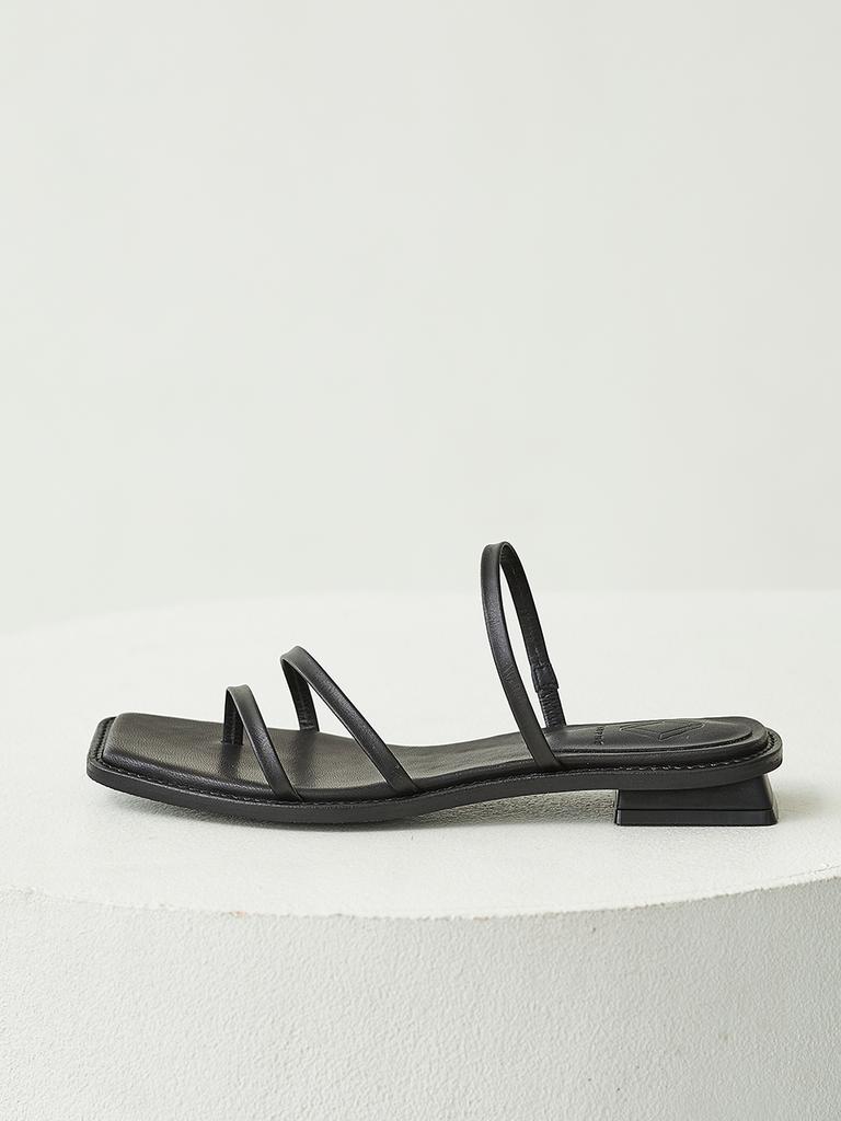 Byeuuns Bks2005 Fivo Sandal Black