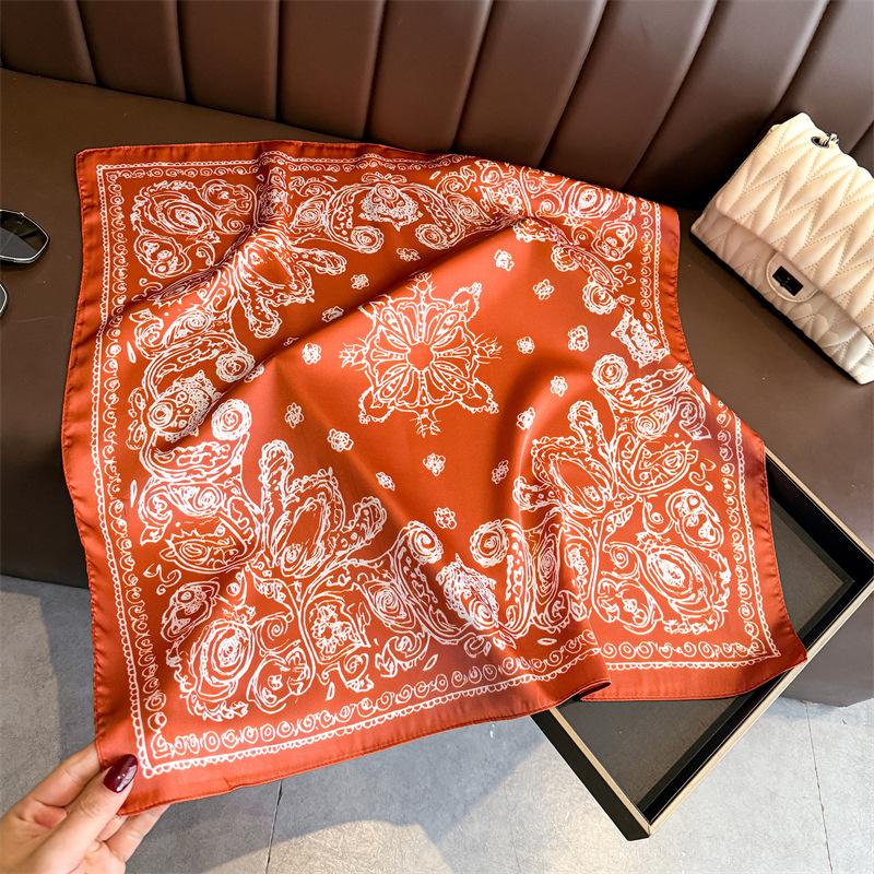 Classic cashew nut simulation silk printing silk scarf square scarf high-end shawl sunscreen neck professional scarf headscarf scarf
