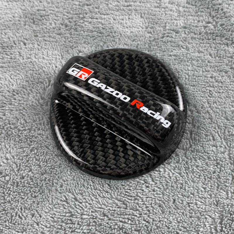 Toyota Tankdeckel - Kohlefaser für GR86, Camry, Avalon, Corolla, Crown, Reiz, FJ