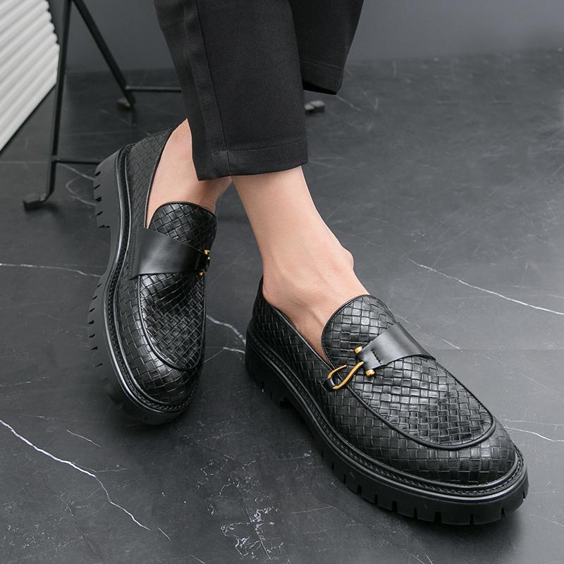 Fashion Quality Men Slip on Leather Casual Shoes Moccasins Men Thick Soled Loafers Leather Summer Shoe Men Business Driving Formal Shoes