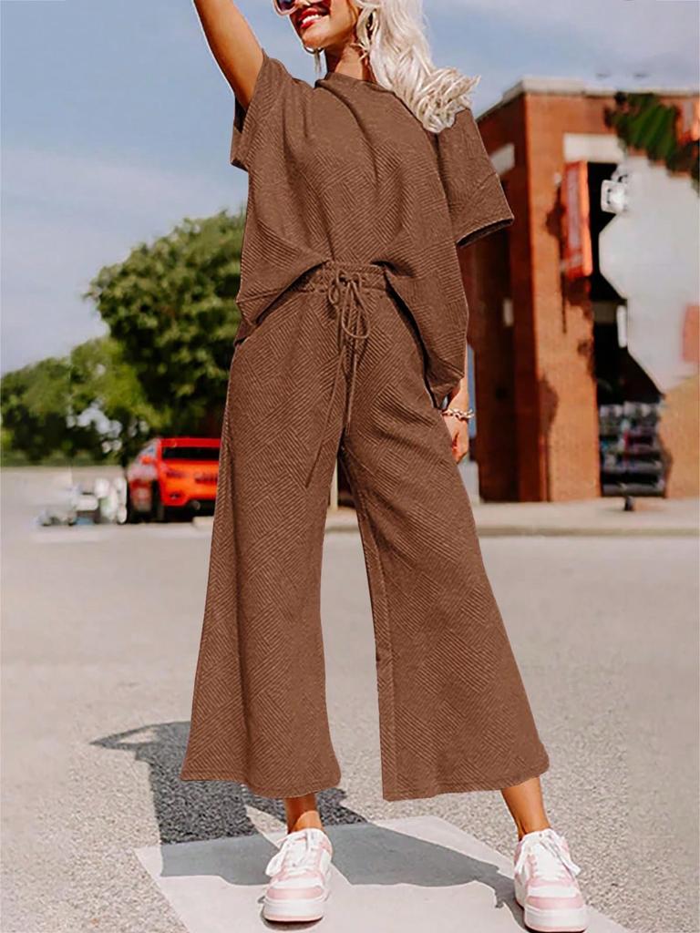 Womens Two Piece Loungewear Set Short Sleeve Top and Drawstring Cropped Pants