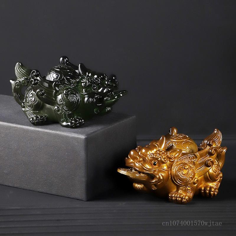 Color Changing Changing Wealth Resin Tea Pets, Water Sprinkling Pixiu Creative Tea Set Accessories Boutique Small Ornaments, 1Pc