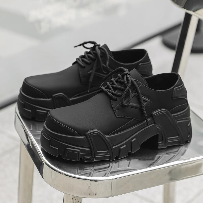 

Мужские новые туфли из кожи на платформе с большой головкой, модные повседневные, универсальные, высококачественные, спортивные туфли из кожи для мужчин 44323-J 38 чёрный