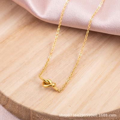 Collier personnalisé polyvalent à nœuds pendentif amour design de niche féminin ne se décolore pas chaîne clavicule