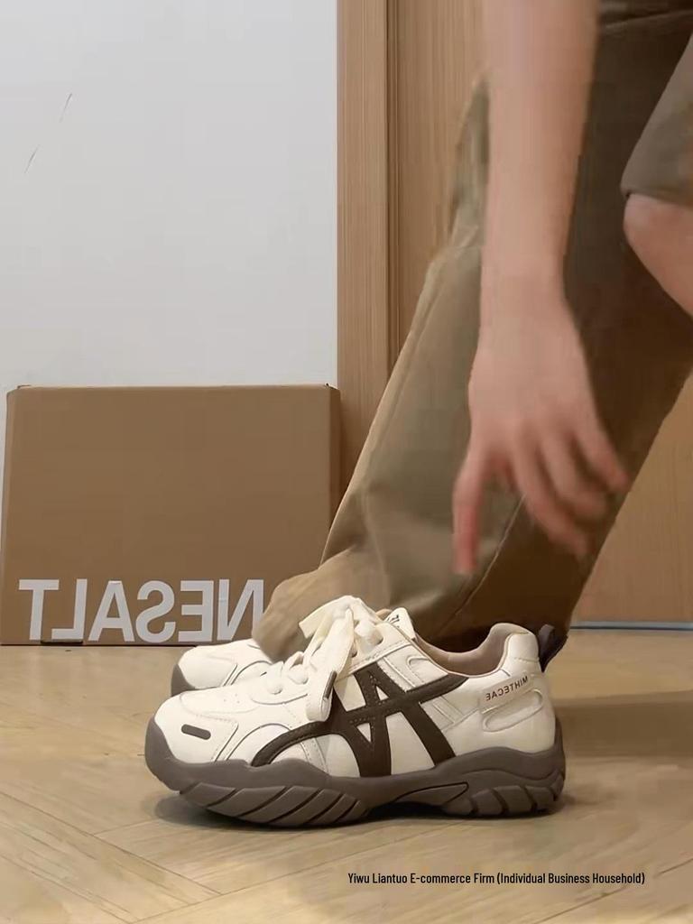 Damen-Leder-Sneaker aus Rindsleder mit dicker Sohle, höhenverstellende Freizeitsport-Schuhe, Herbst/Winter Kollektion 2025