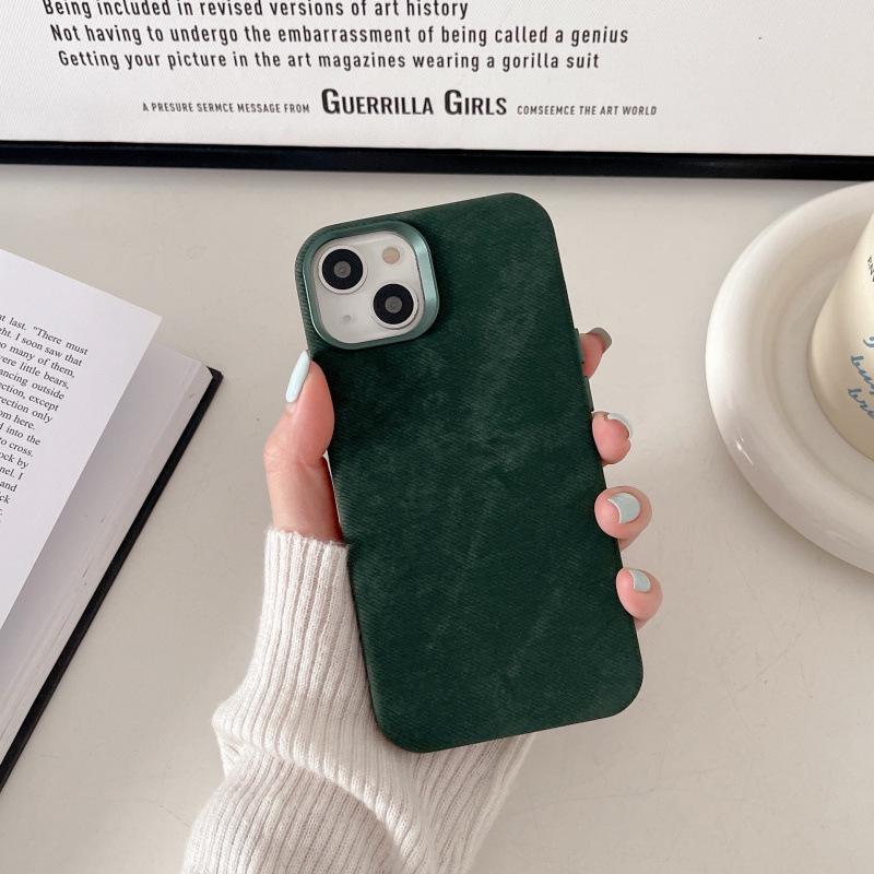 

Apple 17 Pro Max Magnetic Case with Metal Buttons - Solid Color iPhone Protection 12 Pro/12 темно-зеленого