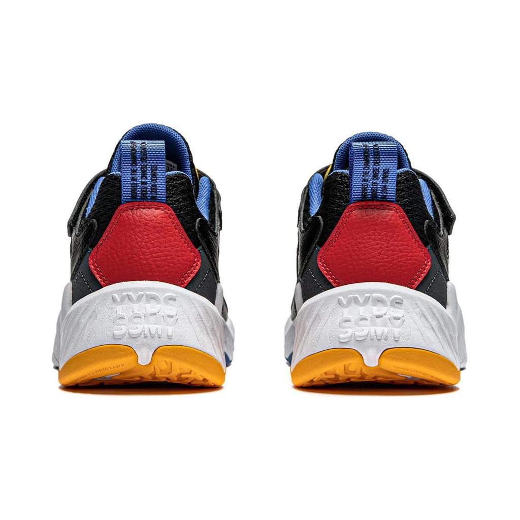 Li Ning Kids Versatile Non-Slip Shock Absorbing Casual Shoes Kids Shoes Black White YKCU136-3