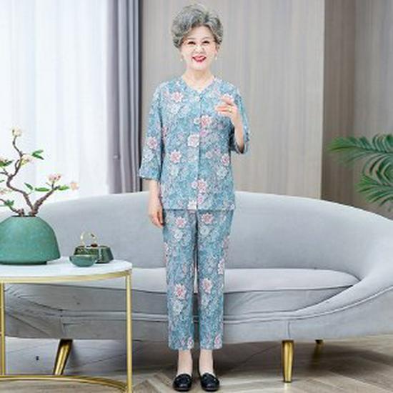Elder Women's 2-Piece Suit: 3/4 Sleeve Homewear Set, Loose & Lightweight