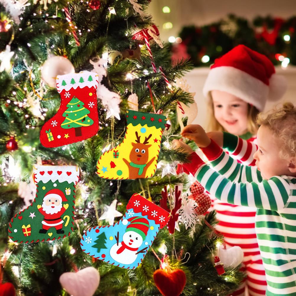 Christmas Bag Craft Kit 4 Kits Christmas Sock Shape Bag Craft Kits Kids Sewing Kit DIY Candy Gift
