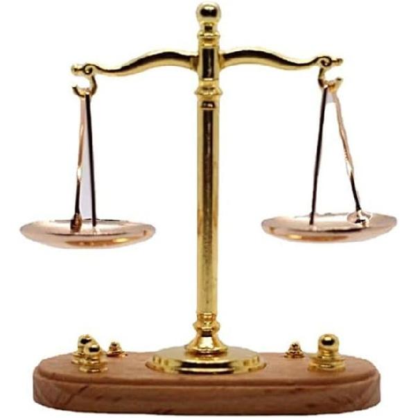 Leadigol Miniature Metal Vintage Balance Scale, 5.2x4.2x2cm Mini Balance Justice Law Scale Figurine, 1: 12 Scale Mini Simulation Justice Scale Model