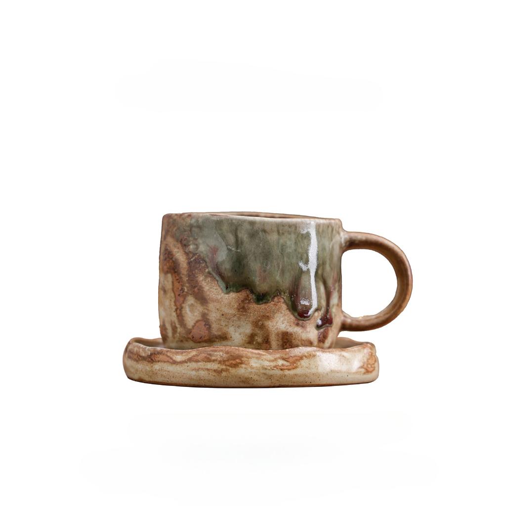 Grobes Töpferton Ofenwechsel Tasse und Untertasse Set Unregelmäßige Wabi-Sabi Keramiktasse für Kaffee Tee Hausbar Rustikale Wohnkultur Geschenk