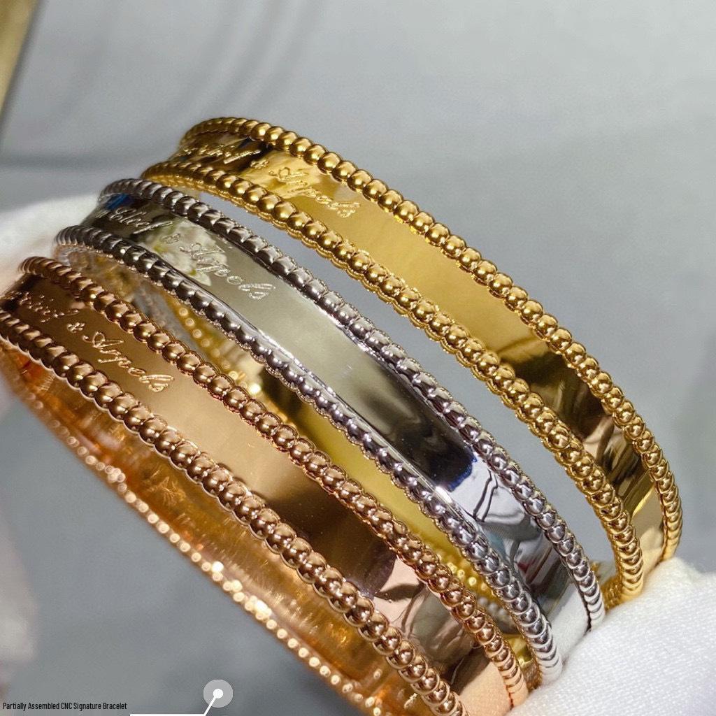 Kaleidoscope Four-Leaf Clover Women's 18k Yellow/Platinum/Rose Gold Diamond Bangle: Wide/Narrow Light Luxury