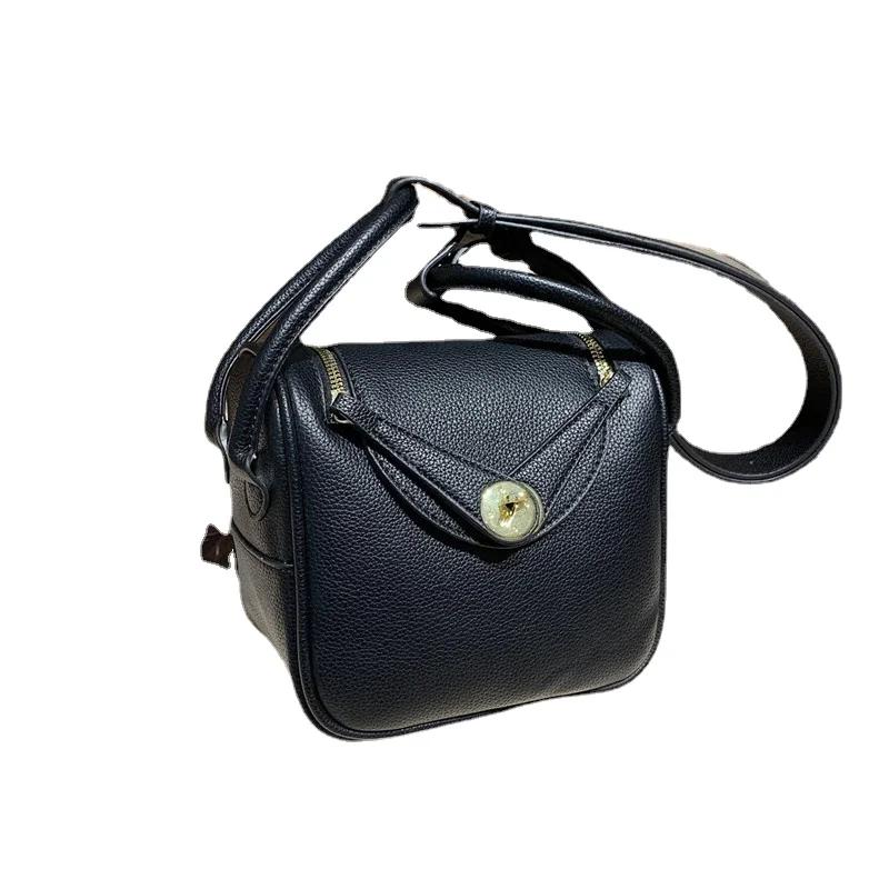 Bolso de hombro PU monocromático para mujer bolsos con línea de costura con cremallera suave   a la moda