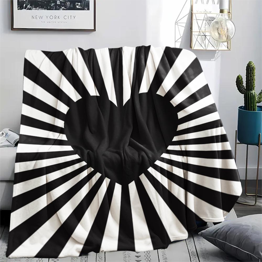 1Pc Love Print Flannel Blanket, High quality Comfortable for All Seasons, Home Decor, Warmth and Comfort, Perfect for Christmas Gifts W14