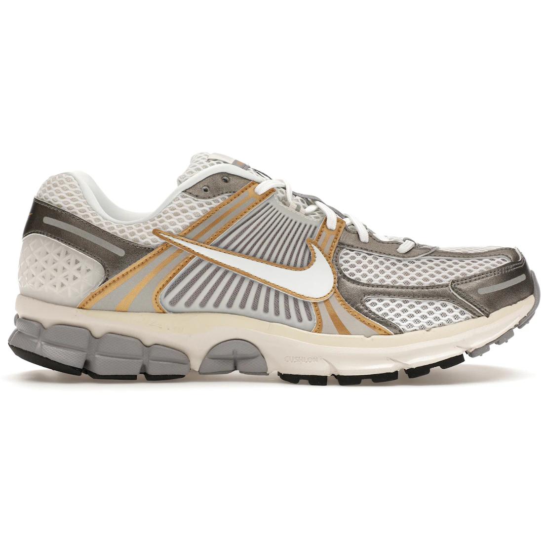 

Кроссовки Nike Zoom Vomero 5 Platinum Tint Metallic Gold(HJ7247-099) 40