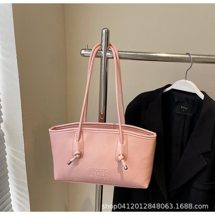 

Премиальная ретро сумка большой вместимости женская 2025 новая модная повседневная сумка под мышку через плечо портативная сумка-тоут