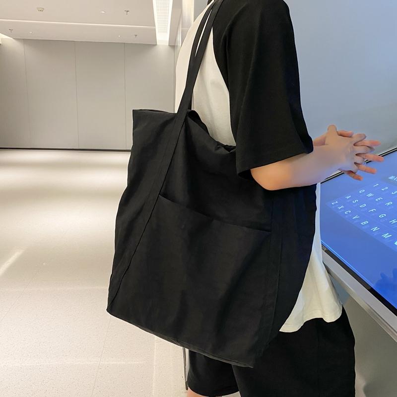 Нейлоновая сумка через плечо — фото 15