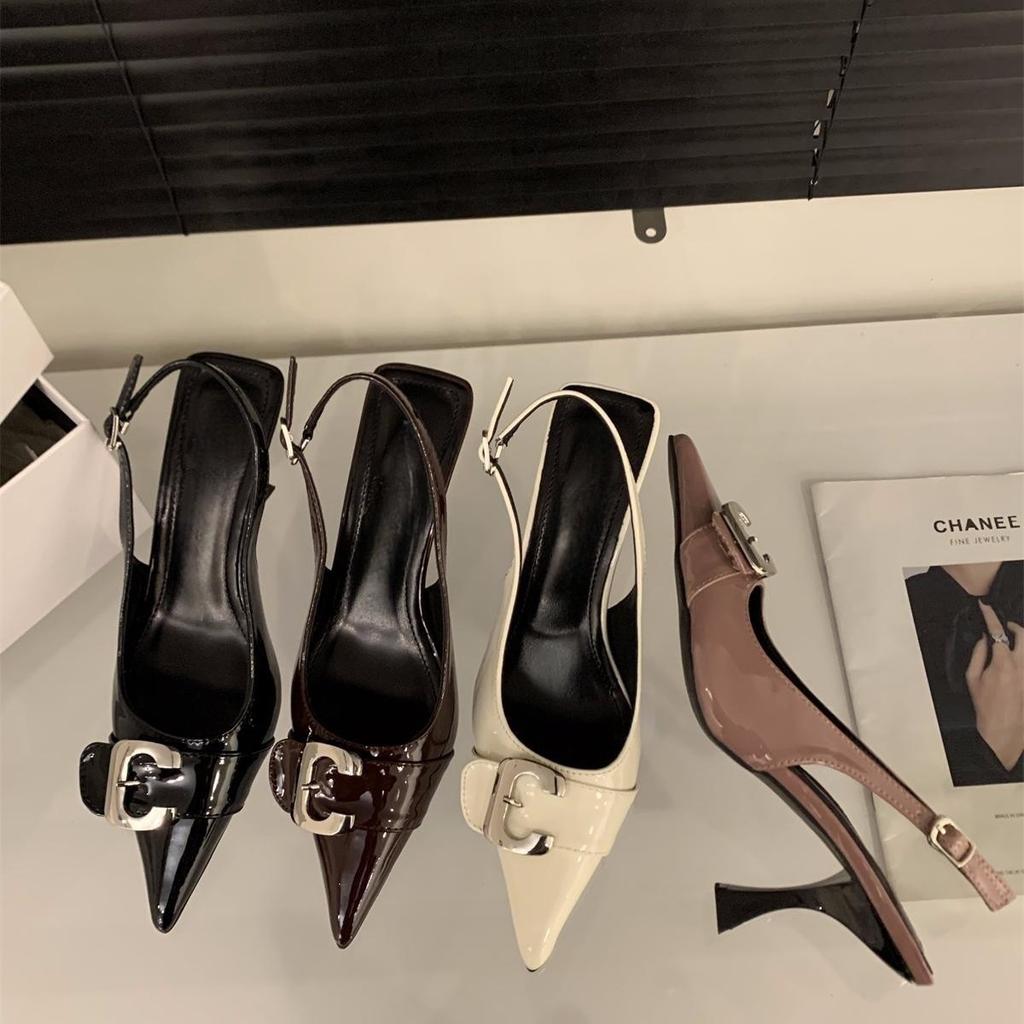 Schwarze High Heels Temperament Society-Lady Tasche Kopf Sandalen Feenschuhe 2025 neu Frühling und Sommer Französische spitze Einzelne Schuhe