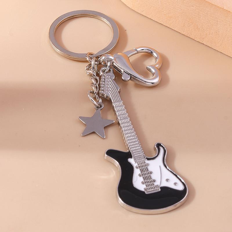 Classic Metal Electric Guitar Keychain Mini Musical Instruments Keyring Pendants for Key Holder Handbag Charm Accessories