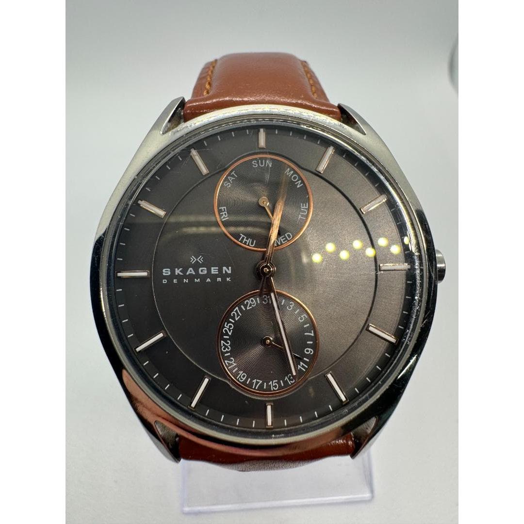 Used [Working item] SKAGEN DENMARK wristwatch brown leather belt W52