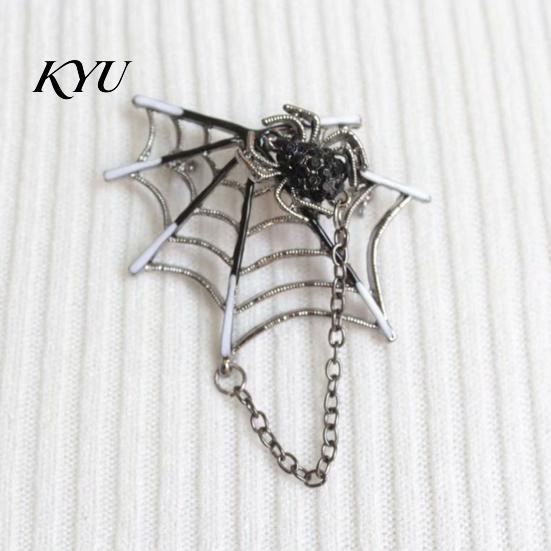 Gruselige Brosche Pin Gothic Spinnennetz für Halloween, Funkelnder Strass Revers Hut Tasche Zubehör Pin, Feiertagskleidung Schmuck Damen Herren Stil