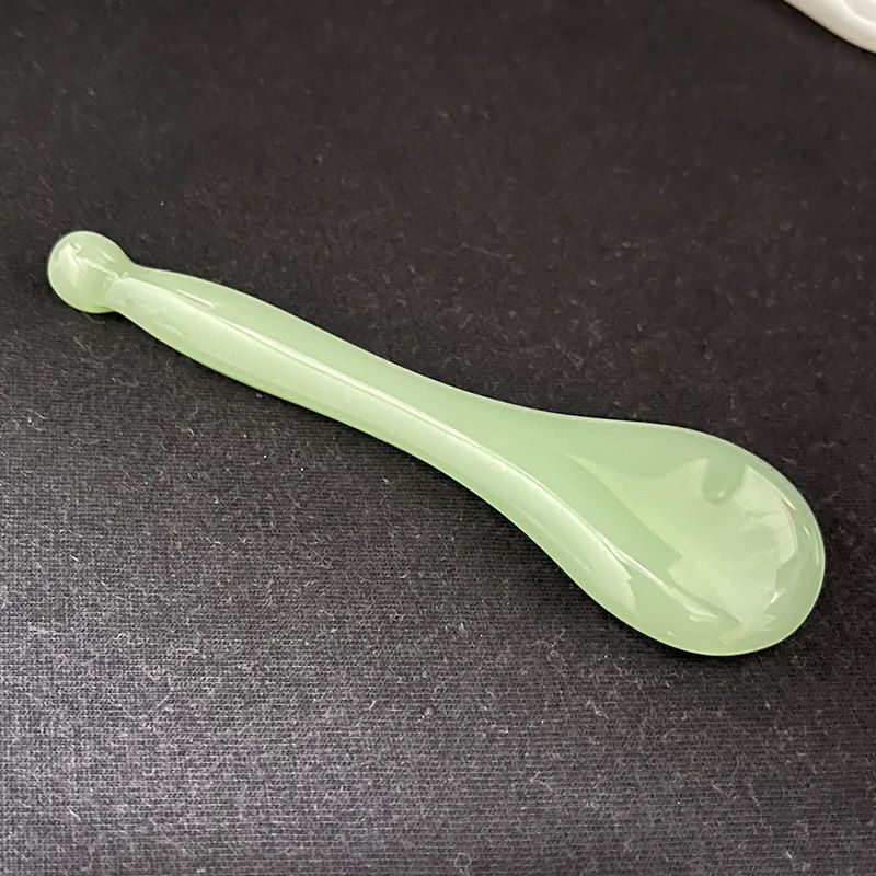 Natural Jade Scrapping Plate Beauty Shaving Board Lifting and Tightening Pull Tendons Scrapping Plate Universal for Entire Body Shaving Board Surface