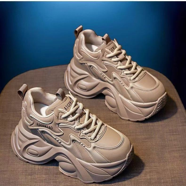 Inner height-increasing dad shoes women's autumn 2025 new thick-soled thin legs long dirt-resistant high-heeled casual shoes