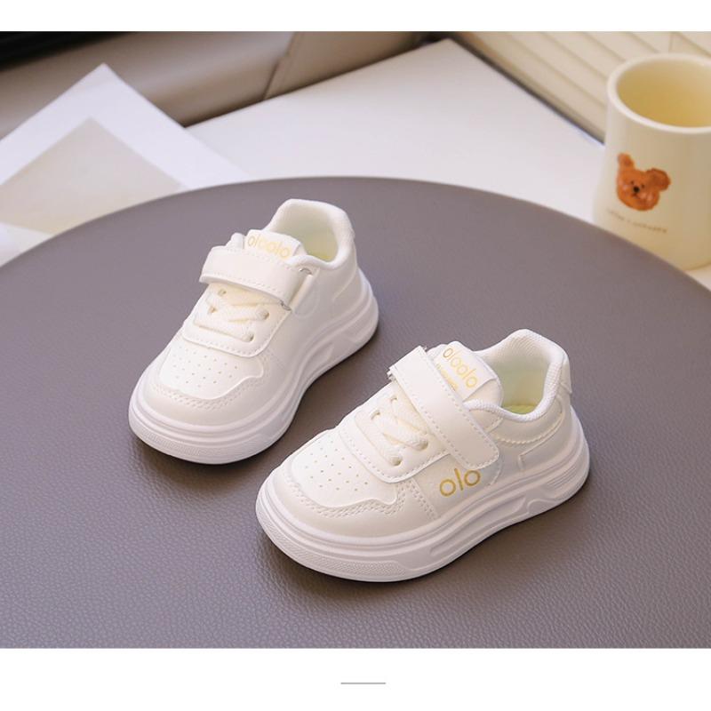 Nieuwe Kinder Sportschoenen Meisjesschoenen Kleine Witte Schoenen Jongens Board Schoenen Zachte Zool Ademend Casual Studentenschoenen Trendy