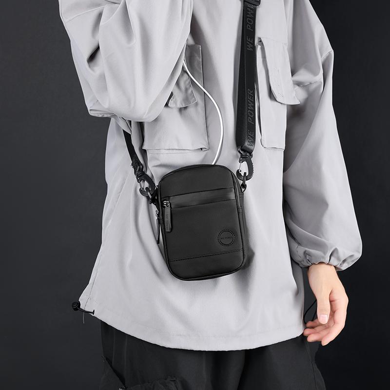 Men's Mini Bag High Quality Nylon Fabric Man Messenger Bag Small Crossbody Bags Stylish Elegant Men's Handbag Shoulder Bag Sac