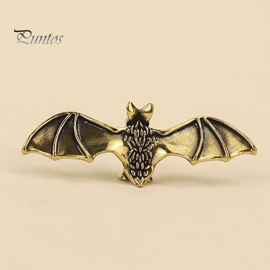 Small Decorative Gift for Friends Brass Bat Figurines, Vintage Copper Flying Statue, Collectible Mini Animal Desktop Decoration Office Ornament, Desk