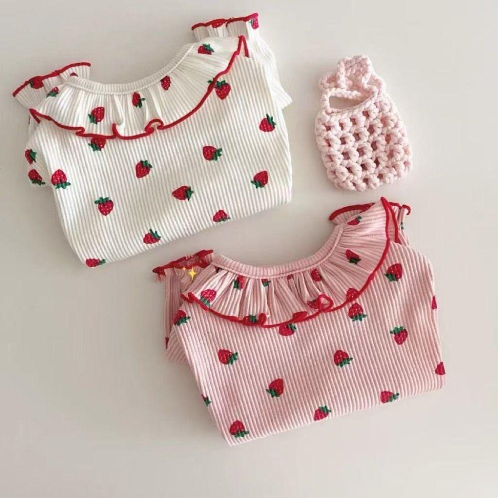 Pet Supplies Cute Pet Strawberry Base Shirt Fashion Breathable Dog Vest Soft Pet Clothes Summer