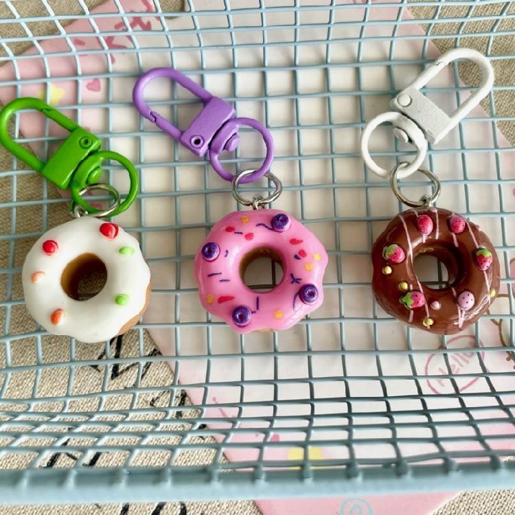 Doughnuts Cake Key Holder Adorable Phone Charm Lightweight Resin Craft Pendant For Students Teens And Gift Exchanges